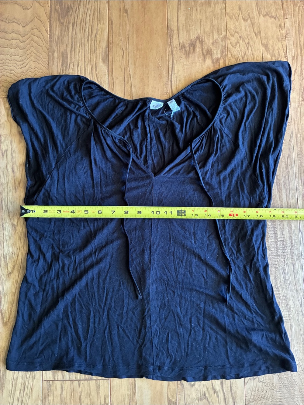 Black gap blouse size small
